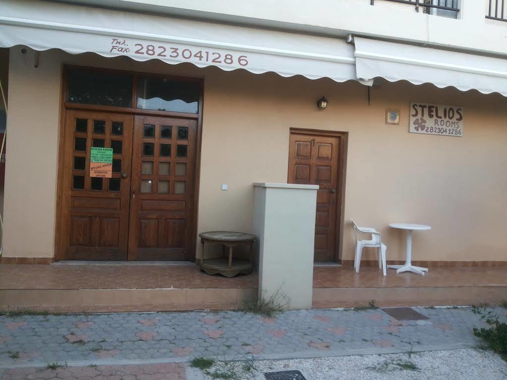 Stelios Rooms Палеохора Екстер'єр фото